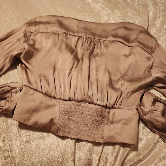 Silky long sleeve crop top - Picture 4 of 4